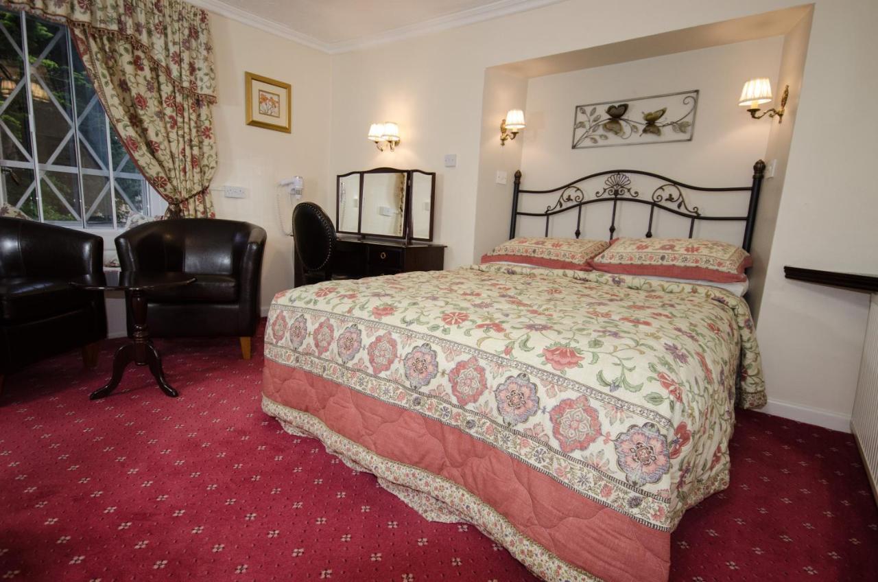 Stow Lodge Hotel Ngoại thất bức ảnh